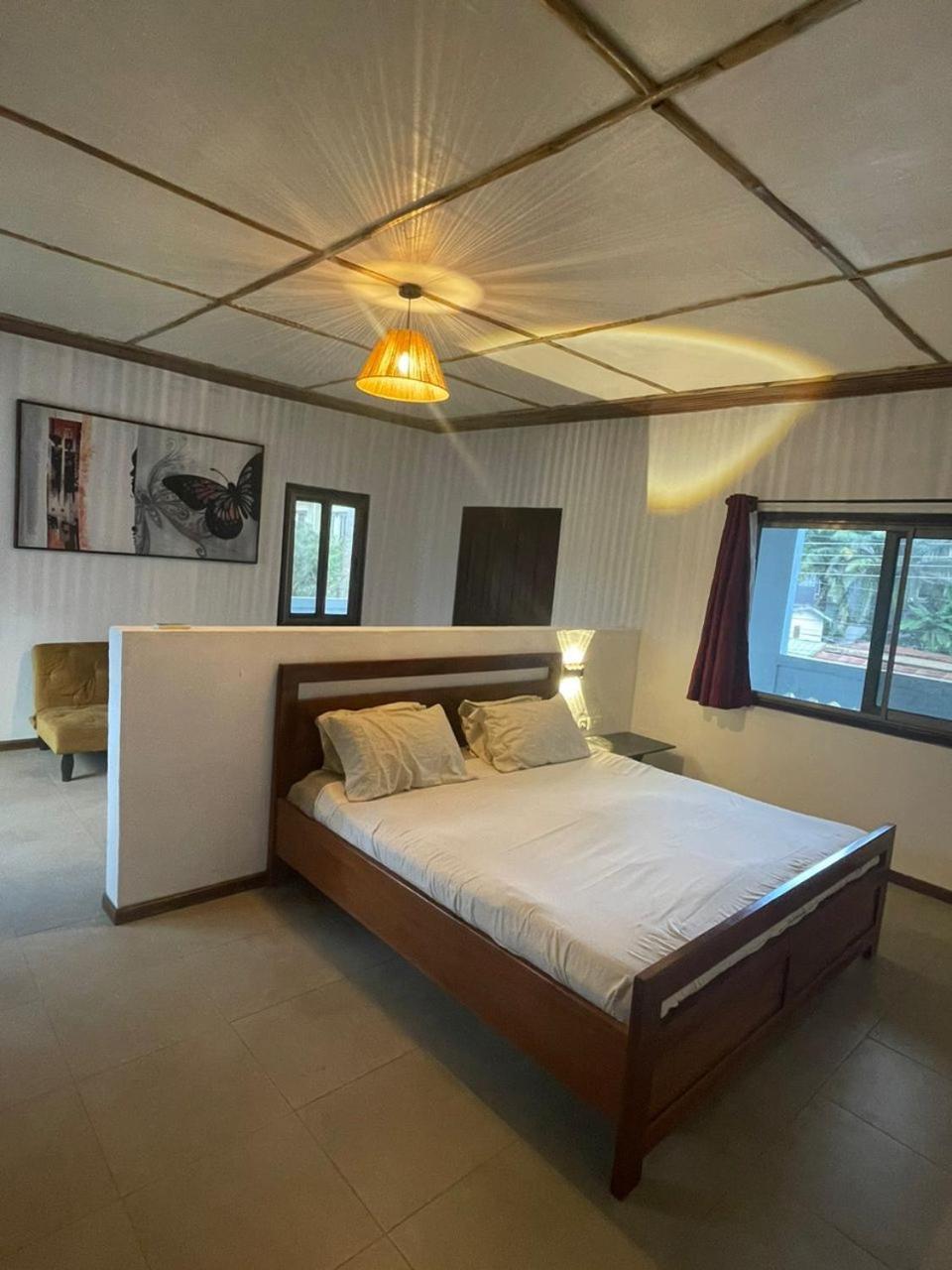 Omanye Lodge Акра Екстериор снимка