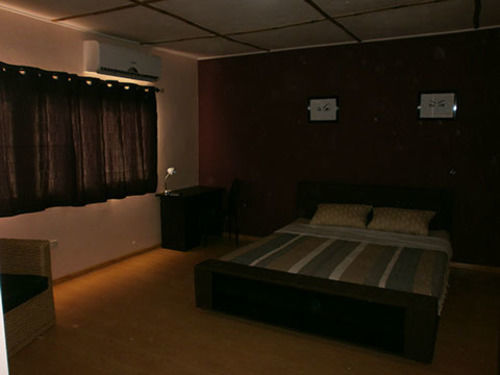 Omanye Lodge Акра Екстериор снимка